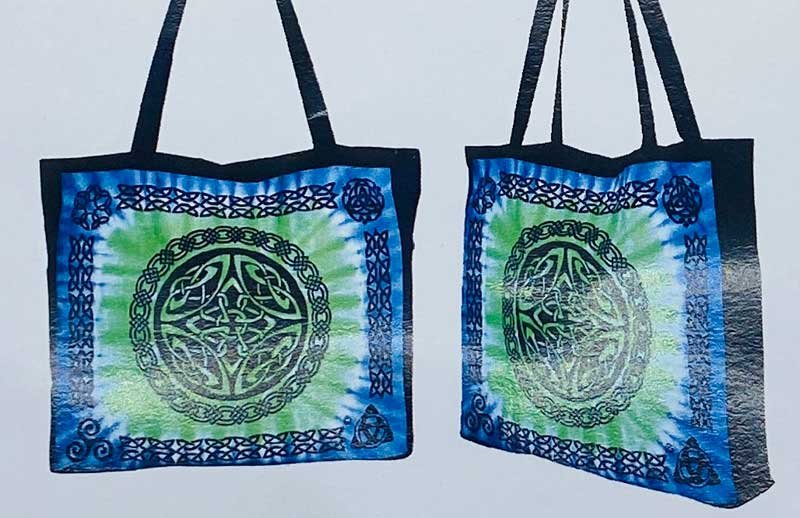 (image for) 15.7" x 17.7" Celtic Knot tote bag